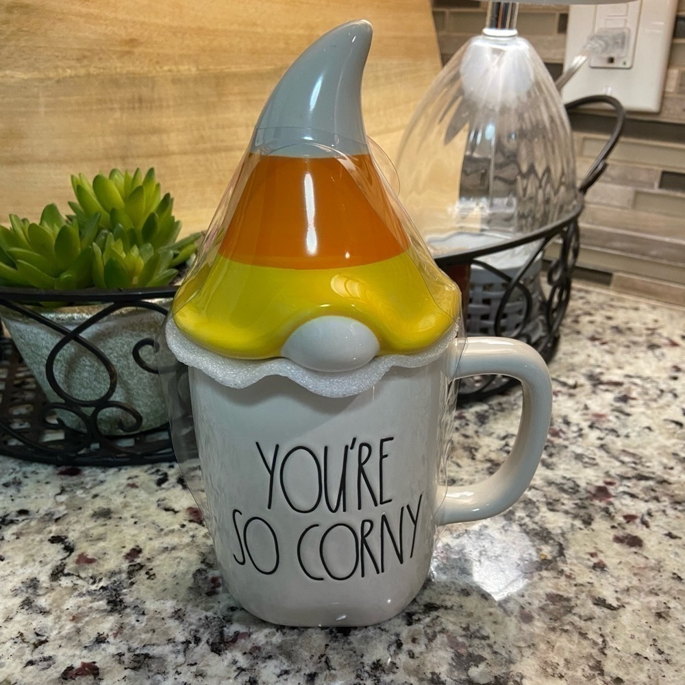 New in Box Rae Dunn Halloween Mug “You’re So Corny” With Topper Gnome Ca…